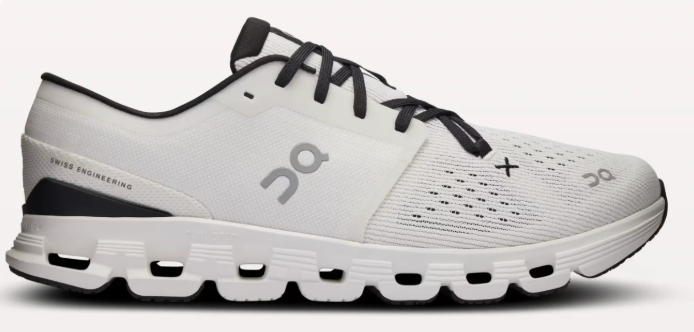 On Cloud X 4 Training Shoes
