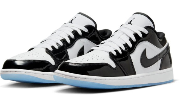 Air Jordan 1 Low SE "Black/White Concord" Sneakers