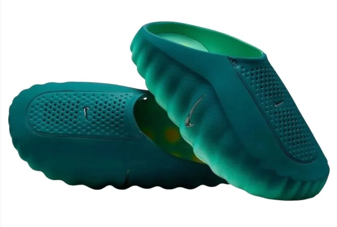 Nike Mind 001 'Green Spark'