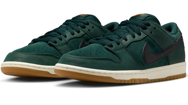 Nike SB Dunk Low Pro Orange Label Skate Shoes