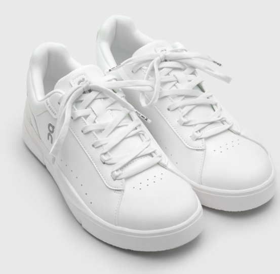 On Women's THE ROGER Advantage Sneakers 'White'