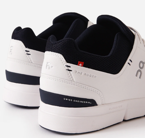 On THE ROGER Advantage Lifestyle Sneakers
