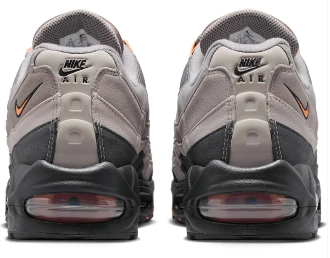 Nike Air Max 95 OG Sneakers - Pencil Point/Hot Curry/Anthracite